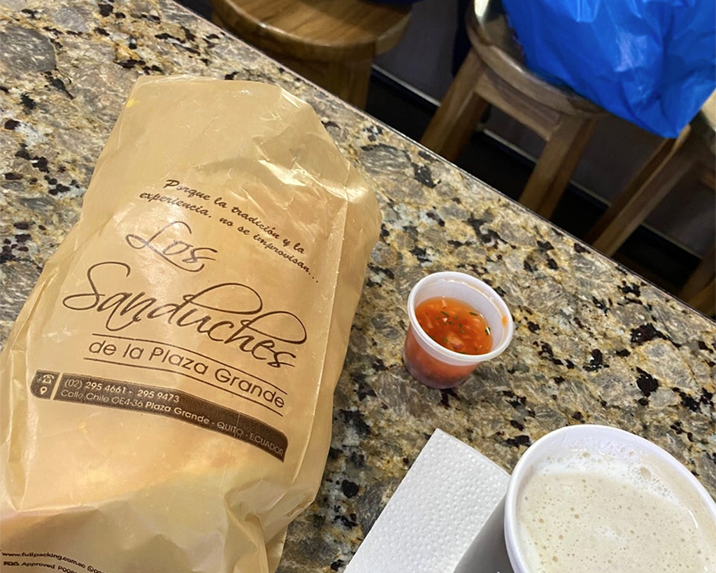 Los Sánduches de la Plaza Grande - Image 3